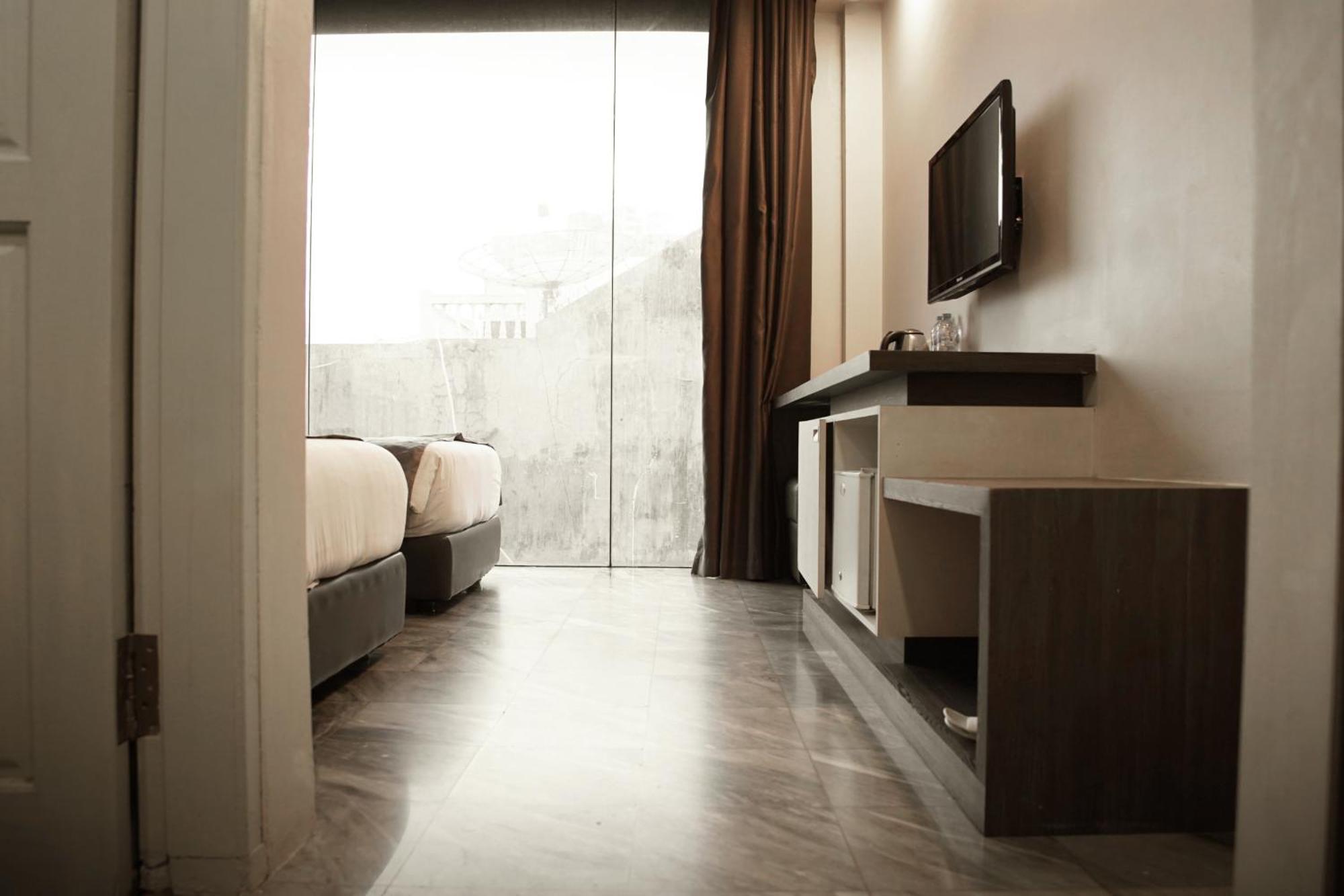 Dreamtel Yakarta Exterior foto