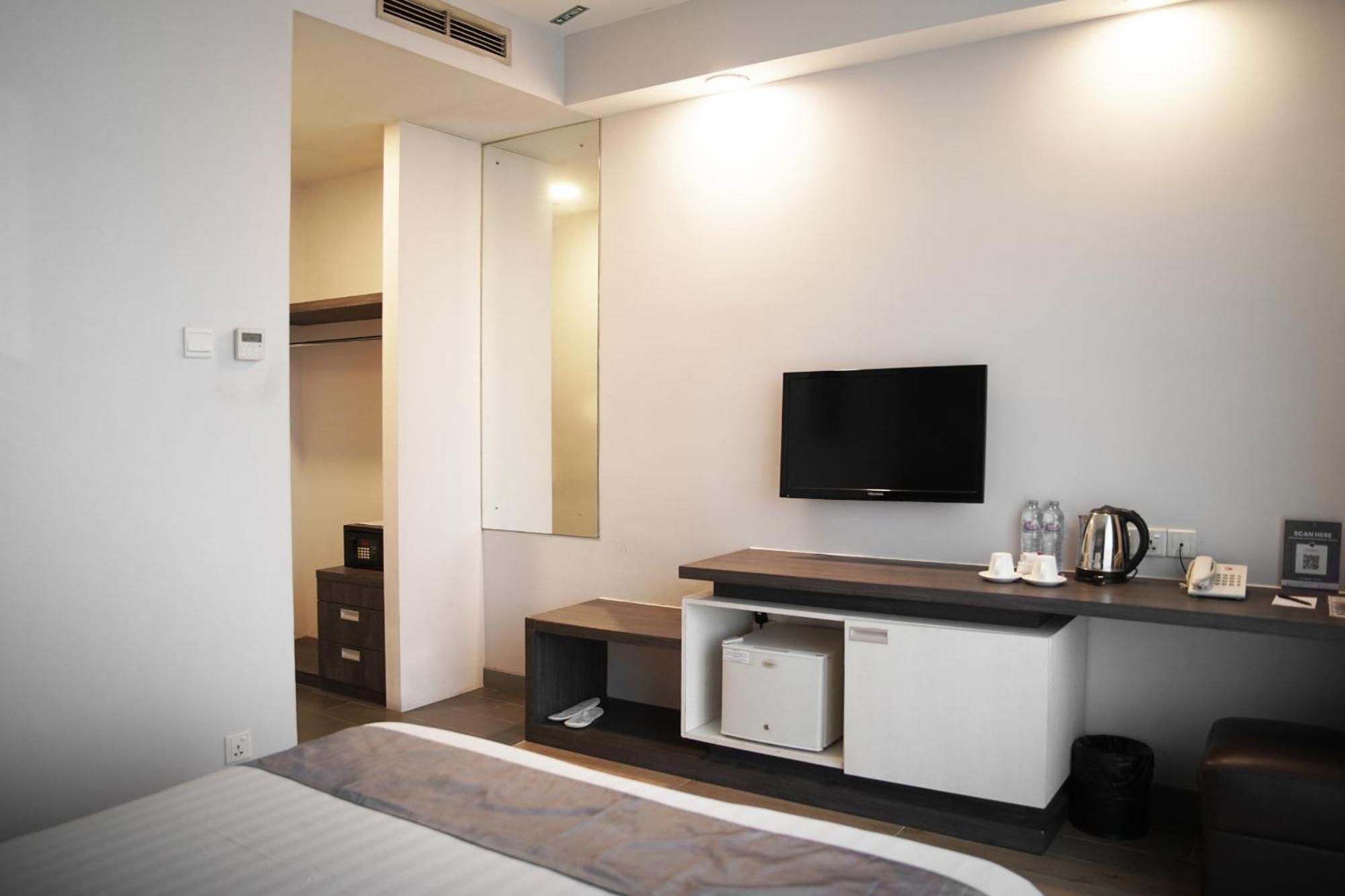 Dreamtel Yakarta Exterior foto